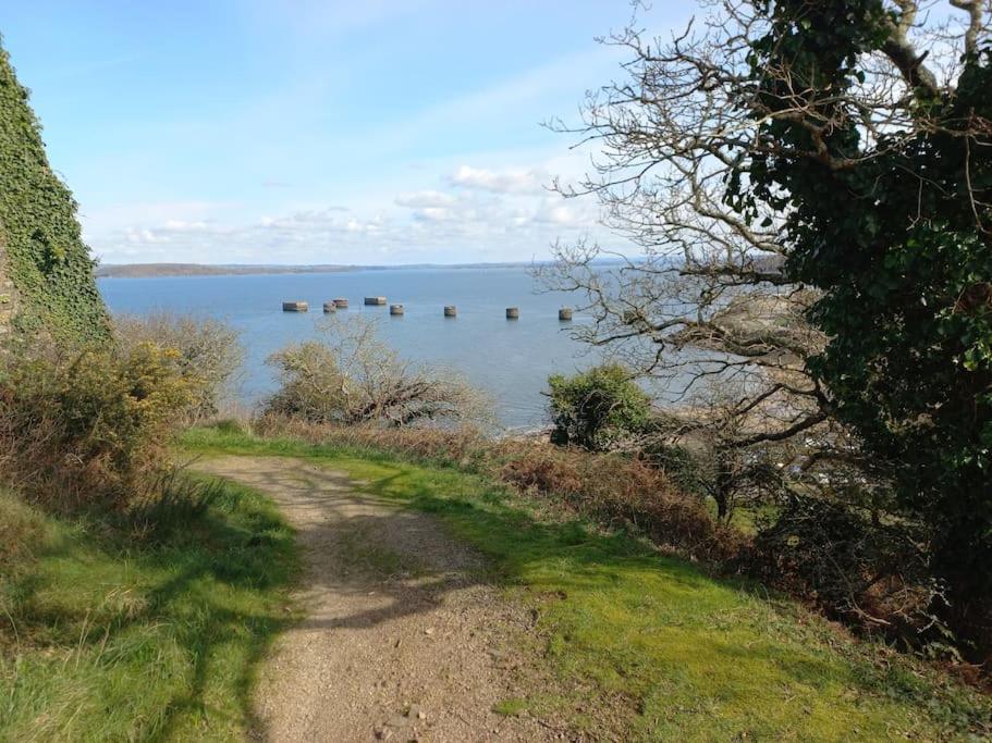Presqu'Ile De Crozon - Proche Voie Verte Et Plage Lanveoc ภายนอก รูปภาพ